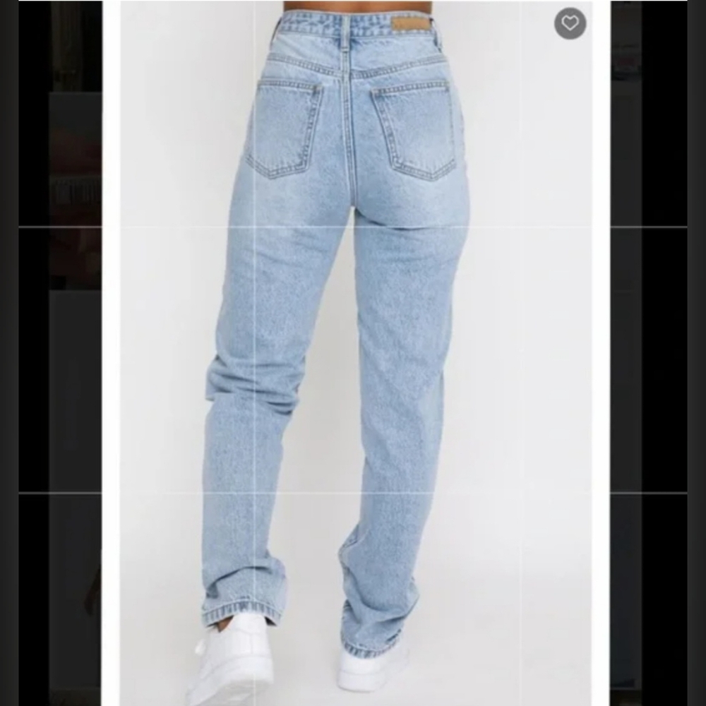 SOLD! White Fox Boutique High Rise Straight Leg Jeans Women's Size 4 - Picture 4 of 10